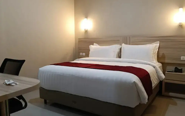 Sunflower Hotel Syariah Near Juanda