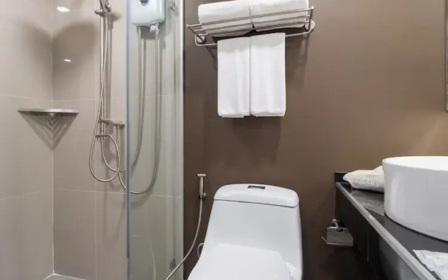 Samutprakarn Hotel