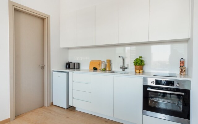 Sanders Armonta Studio w Balcony B35