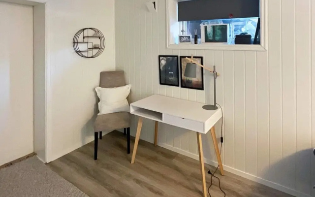 6 Person Holiday Home in Averoy-by Traum