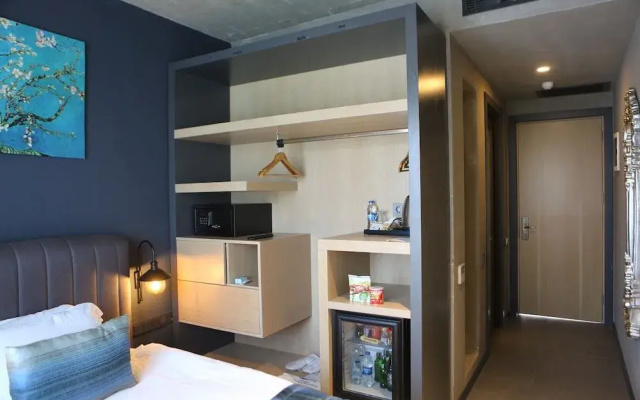 Sandora Boutique Hotel