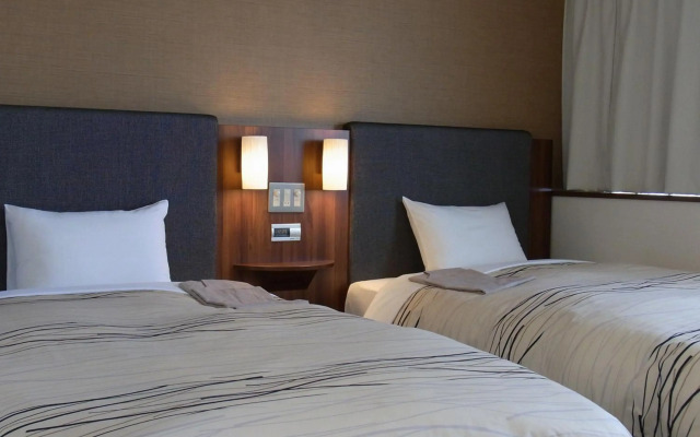 Uozu Manten Hotel Ekimae