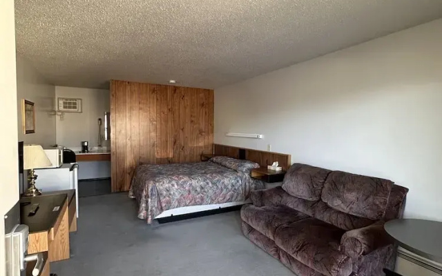Howard Johnson by Wyndham Edson