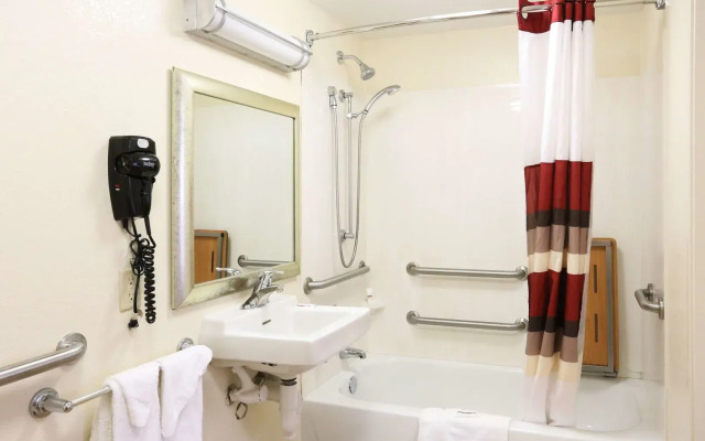 Red Roof Inn Greenville