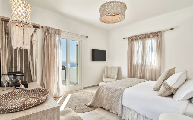 Volcano Luxury Suites Milos - Adults Only