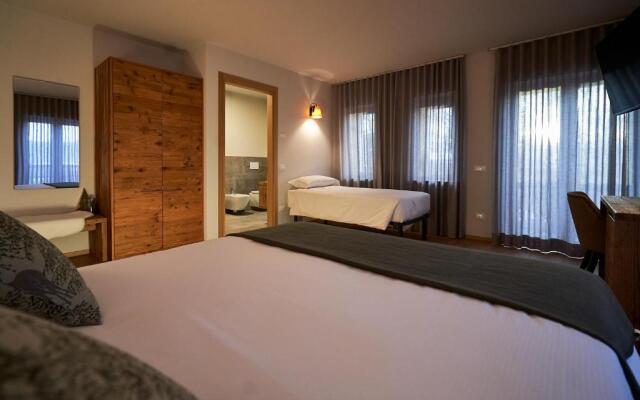 Pennar Hotel