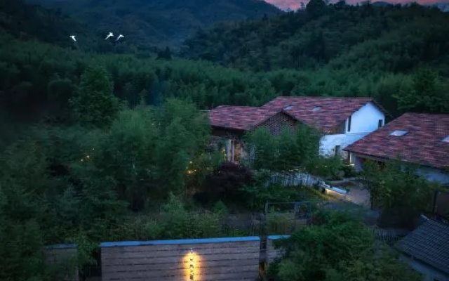 Looking for a place in the clouds Guesthouse boutique Guesthouse – Outside – Huzhou