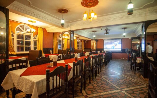 OYO 217 Shiva Tirupati Hotel