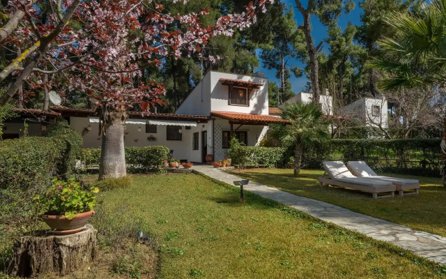NG Villas Polichrono