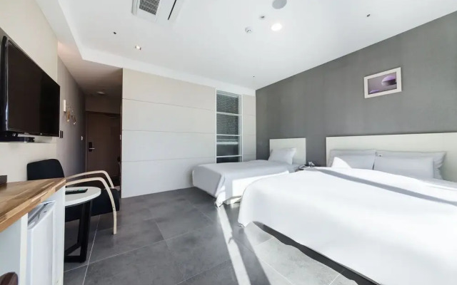 Incheon Hotel Blue Marine