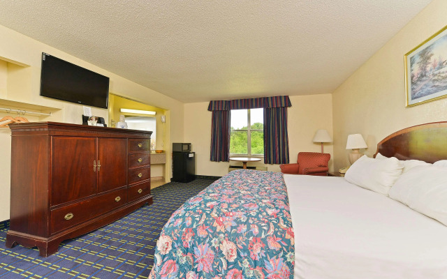 Americas Best Value Inn & Suites South Boston