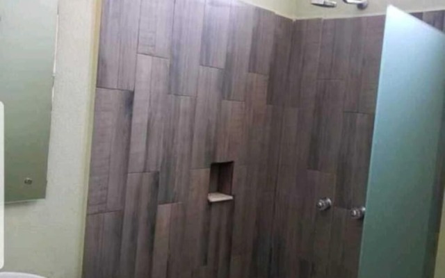 El Cihualteco Hotel Restaurante Bar