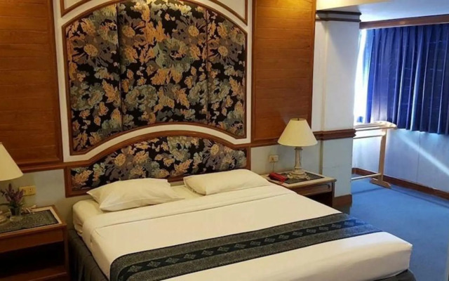 Phuphaya Hotel