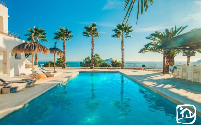 Abahana Villas Rosina