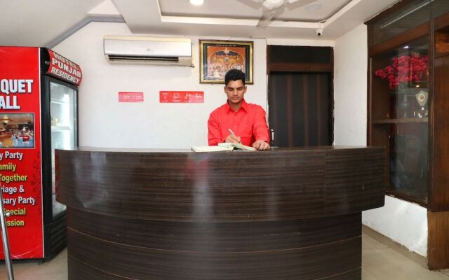 OYO 18943 Hotel Punjab Residency