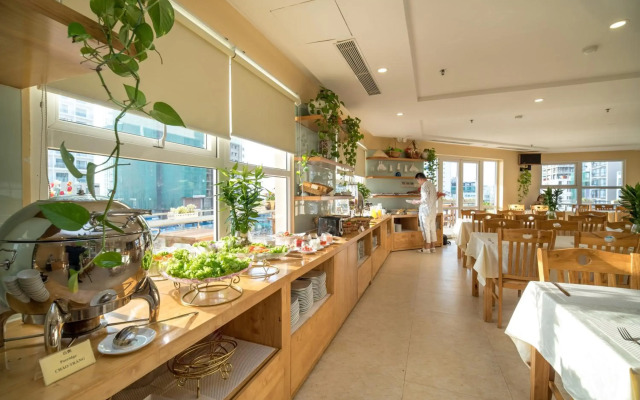 Nhat Minh Hotel and Apartment