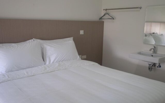 Candiland Apartment