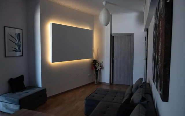 Renovated Apartment 5min From Subway Station 'Attiki'