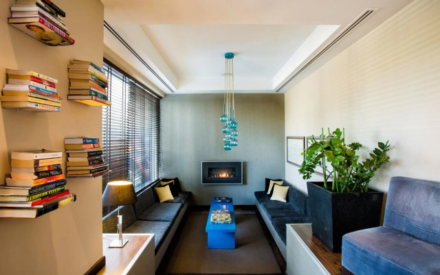 Athens Gate Hotel