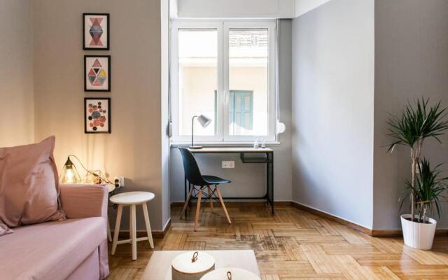 Chic and Cosy Flat in Plaka by UPSTREET