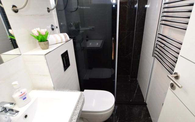 TOP-APARTMENT MONTENEGRO, with private Pool!