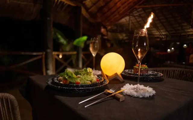 Oom Bubble Boutique Riviera Cancun - Adults Only