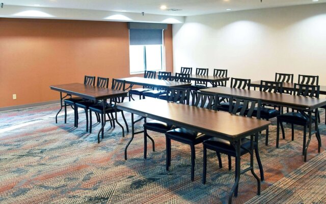 Holiday Inn Express Germantown Nw Milwaukee