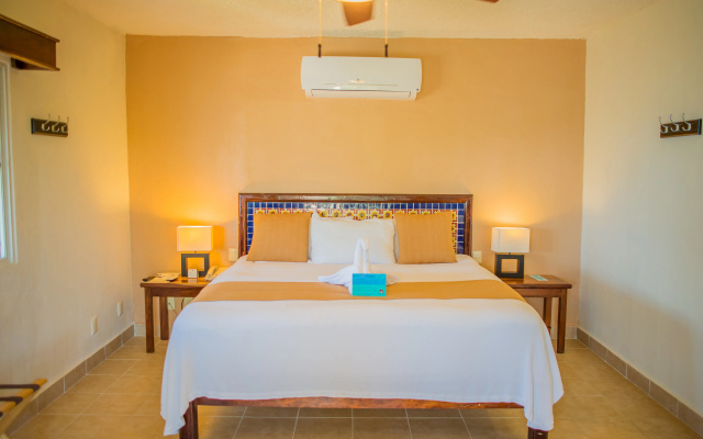 Petit Lafitte Hotel