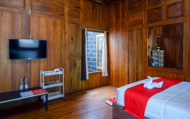 RedDoorz near Terminal Mendolo Wonosobo