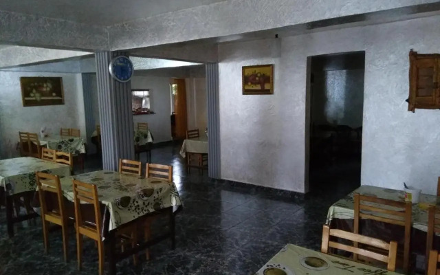 Guest House Nika & Nina