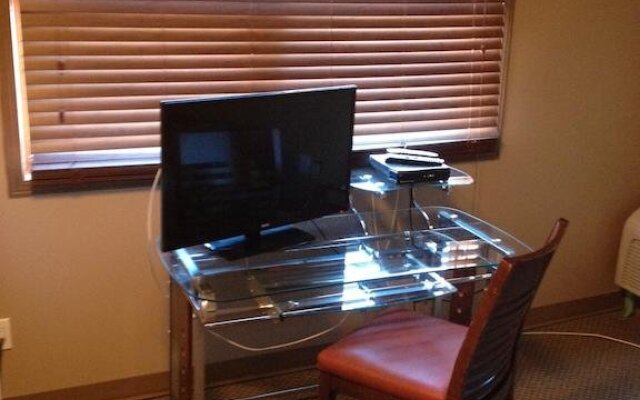 Chubby's Bar & Motel