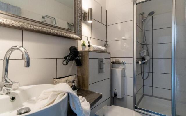 Haus-Schoene-Aussicht-Wohnung-5-19-SONNENDECK