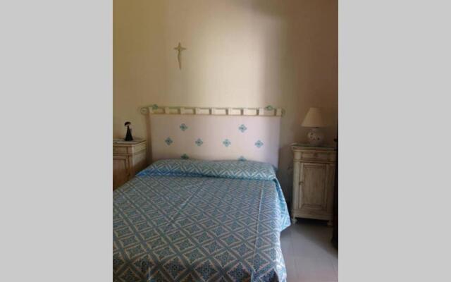 Villasimius Villa And Garden, 10 Min From Beach