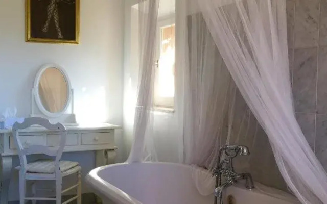 VILLA MERCEDES b&b