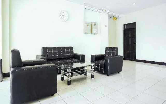 OYO 3970 Hotel La Macca Makassar