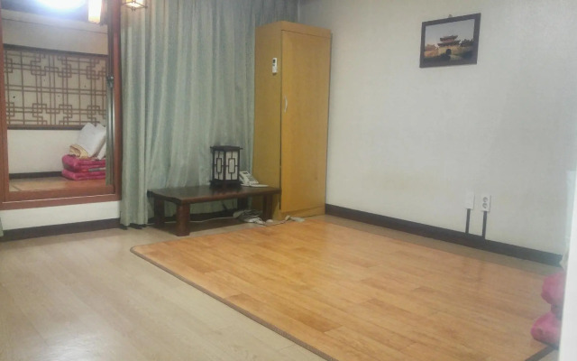 Arirang Hotel