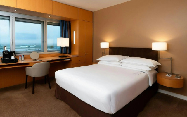 Sheraton Paris Charles de Gaulle Airport Hotel