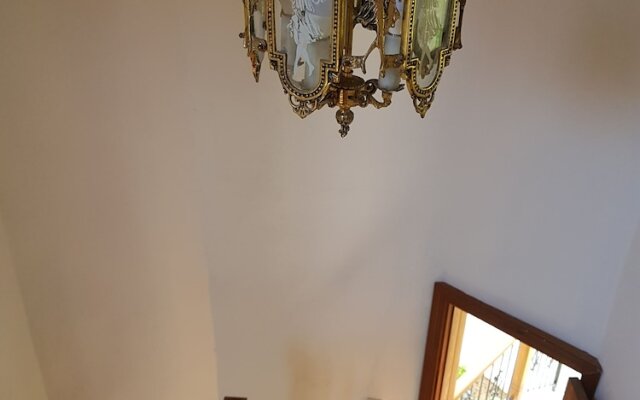 Room Kite Mansion
