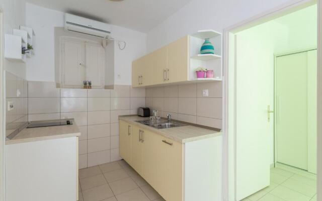 Apartments Mara
