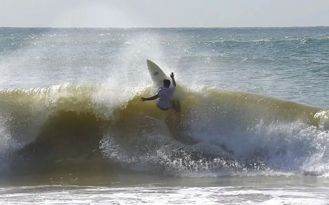 Pousada Sombra das Ondas