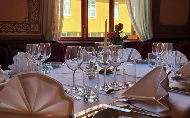 Hotel Karljohansvern, Sjømilitære Samfund