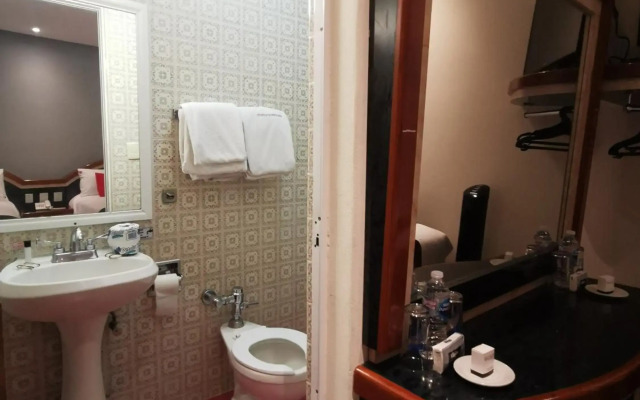 Hotel Monarca