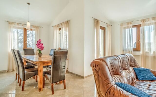 Apartment Ulika Poreč/Tar 41213