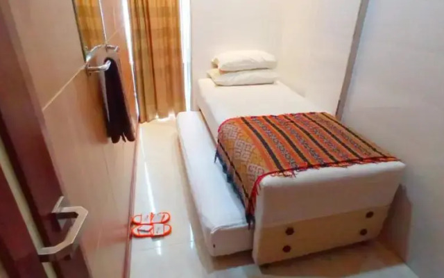 The Cabin Hotel