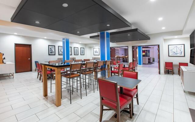 Holiday Inn Express Hotel & Suites Seaside-Convention Center by IHG