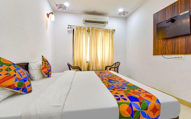 Fabhotel Prime Vallabh Villas