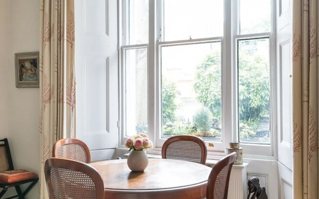 The Hummingbird Distinctive Kensington 1-bed Flat