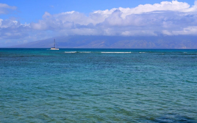 Kahana Reef 116 by RedAwning