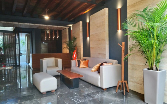 Luxury Condo Boutique