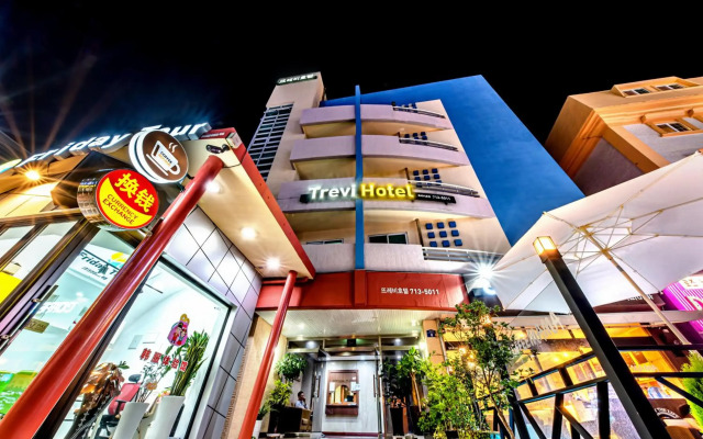 Trevi Hotel